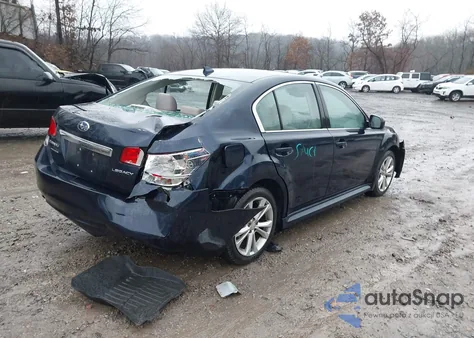 2014 Subaru Legacy 2.5I Premium z USA, uszkodzony, nr VIN 4S3BMCC6XE3021622